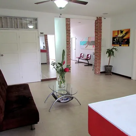 Santa Cruz Hotel